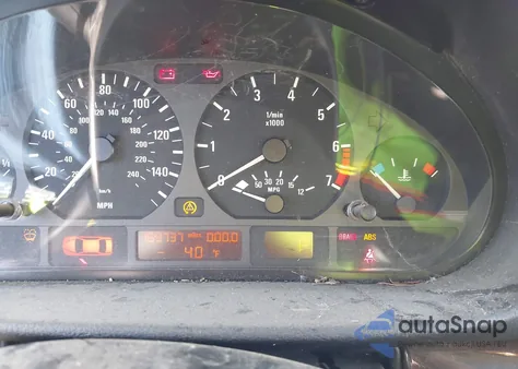 2002 BMW 325Xit from USA, damaged, VIN WBAEP33472PF01043